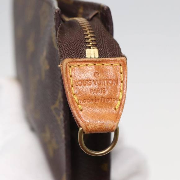 LOUIS VUITTON Monogram Bucket PM Pouch Accessory Pouch LV Auth 82588 - Picture 8 of 16